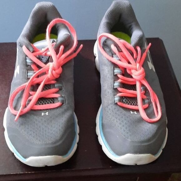 Under Armour Grey Micro G Sneakers Size 6 - Picture 1 of 9